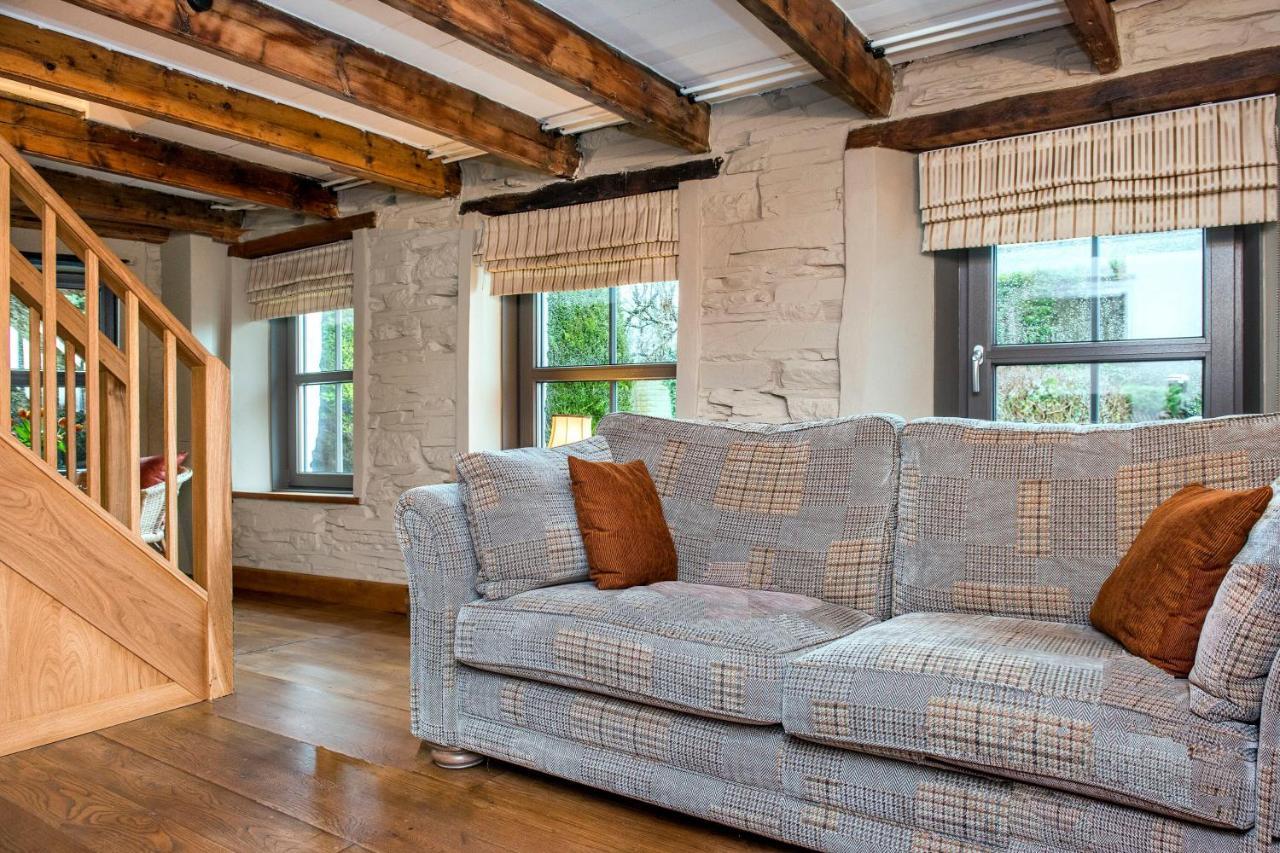 The White Cottage B&B Saint Teath Bagian luar foto