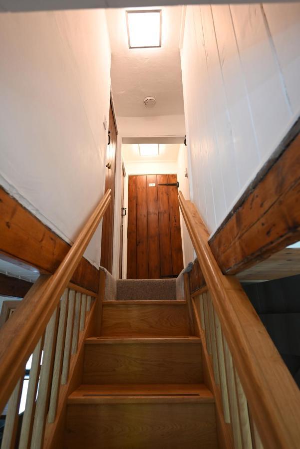 The White Cottage B&B Saint Teath Bagian luar foto