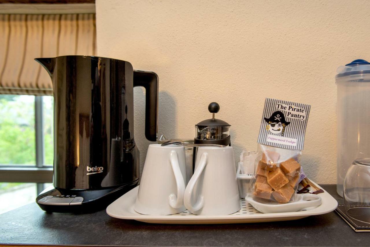 The White Cottage B&B Saint Teath Bagian luar foto